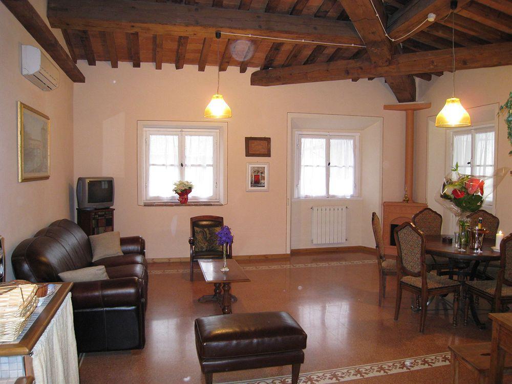 Отель Sani Tourist House Флоренция Экстерьер фото
