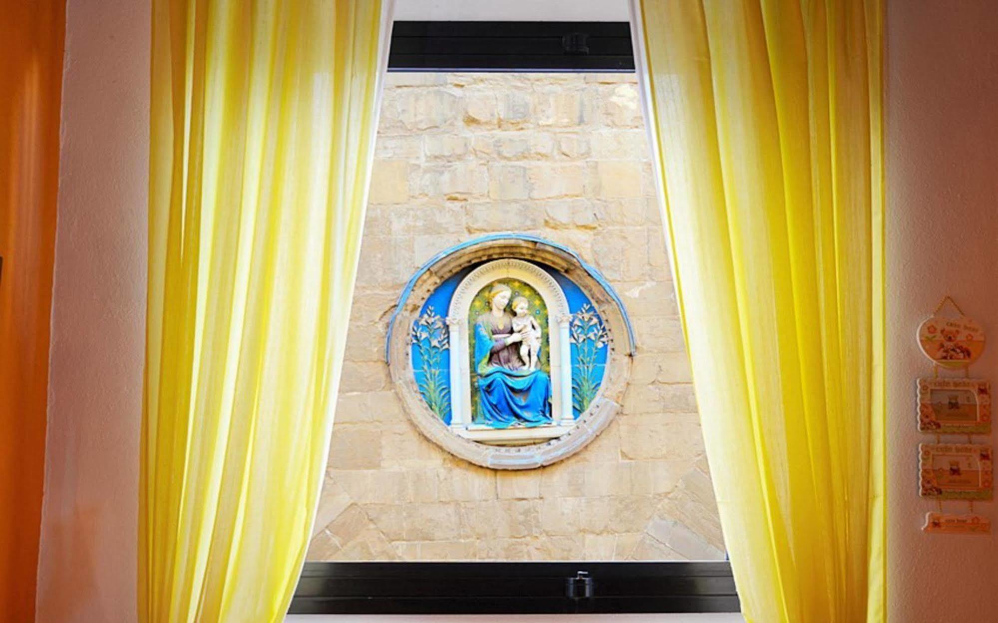Отель Sani Tourist House Флоренция Экстерьер фото