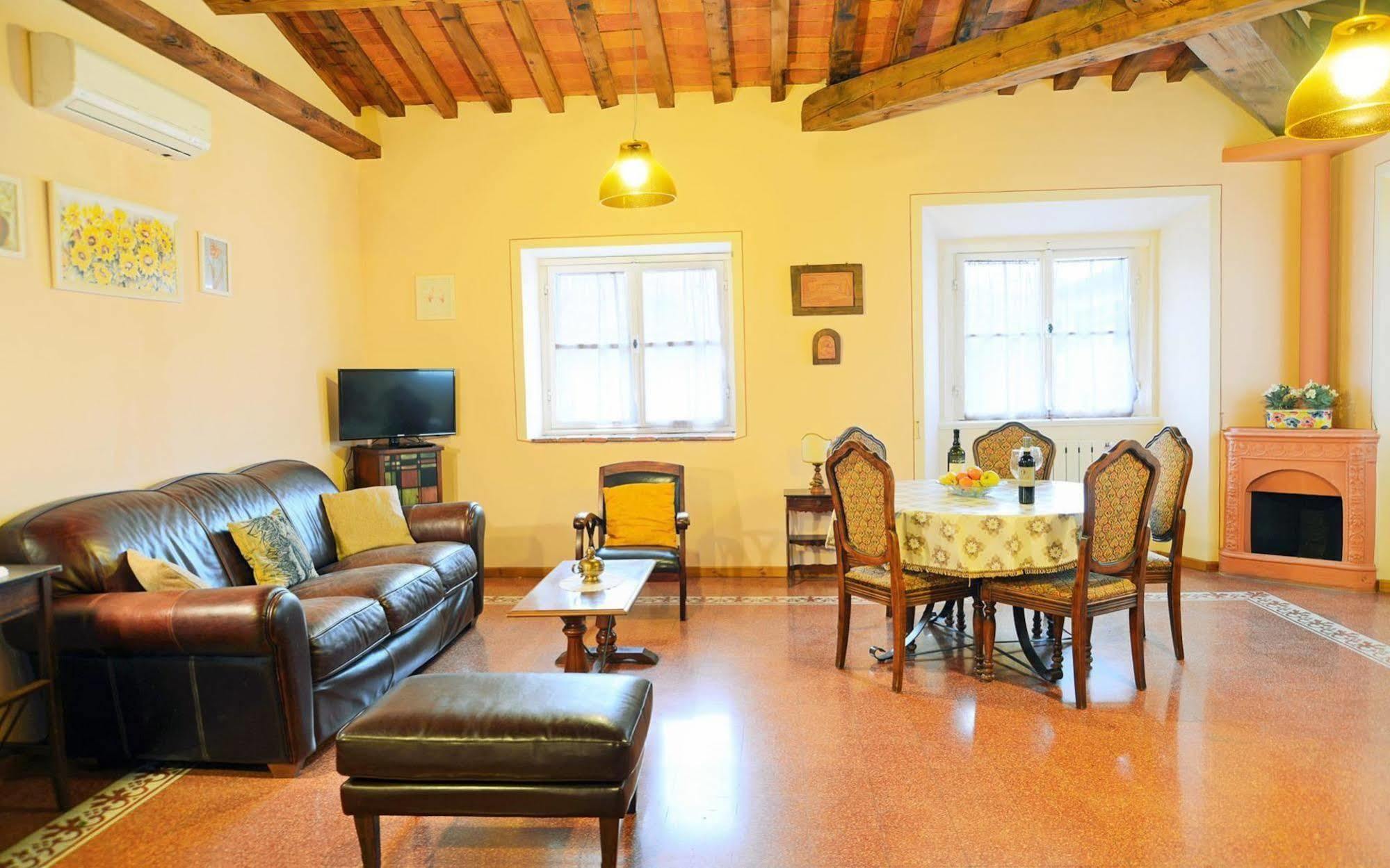 Отель Sani Tourist House Флоренция Экстерьер фото